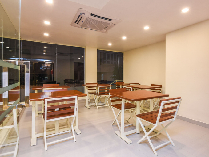 Food & Drinks 4, Kensington Suites, Bangalore