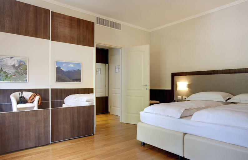 Bedroom 4, Grand Hotel Presolana, Bergamo