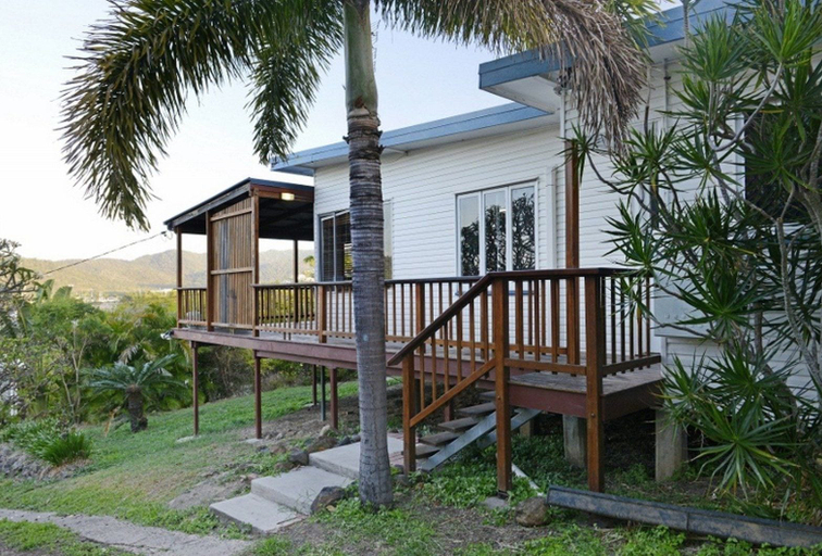 Exterior & Views, Airlie Getaway - Views, Whitsunday