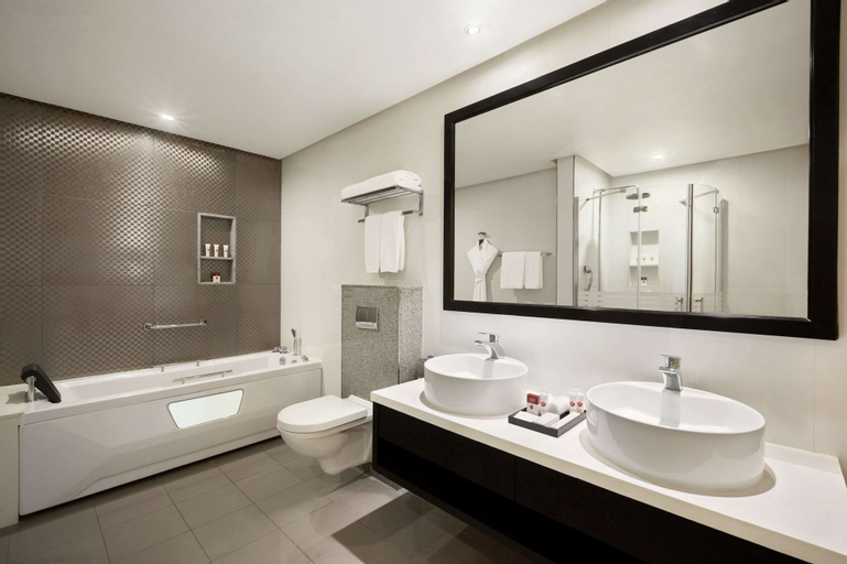 Bedroom 5, Wyndham Garden Manama, Manama