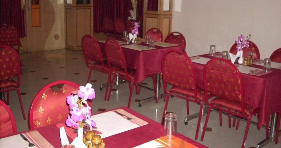 Food & Drinks 3, Hotel Manickam Grand, Kancheepuram