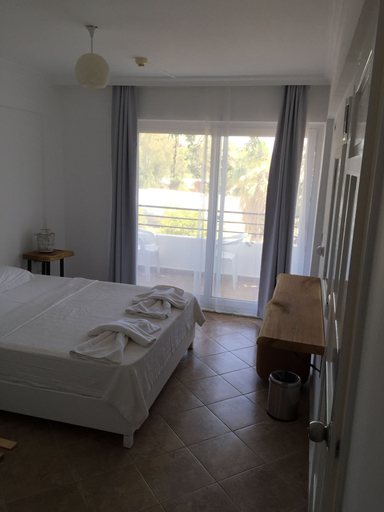 Bedroom 4, Hotel Pataros, Kaş