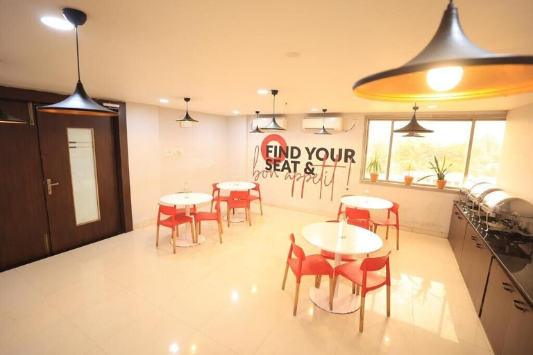 Food & Drinks 4, Crystal Urban Park, Khordha