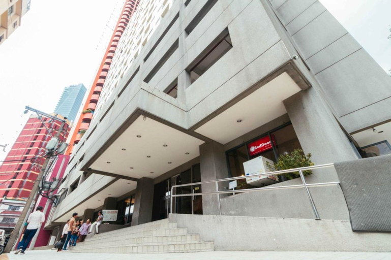 RedDoorz @ Bel Air Soho Suites Makati City, Makati City