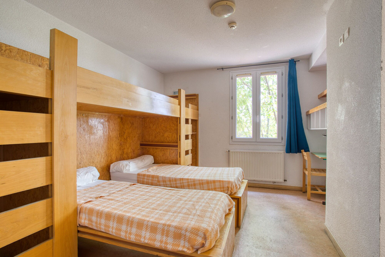 Bedroom 5, Auberge de Fréjus Saint-Raphael - Hostel, Var