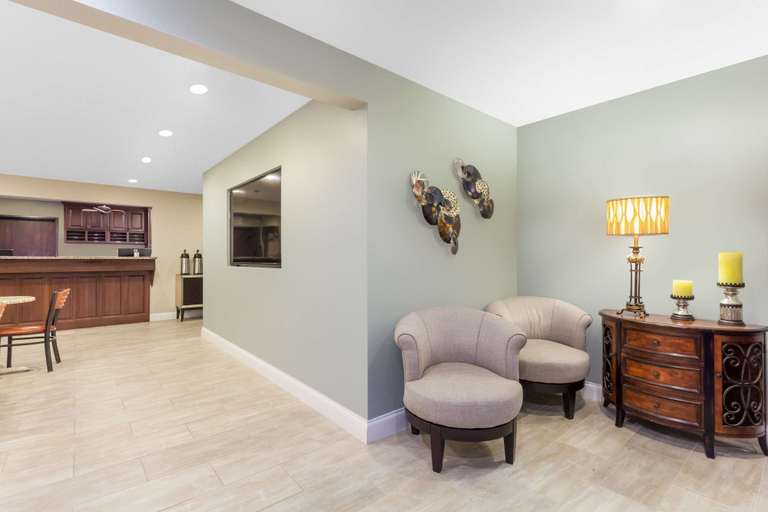 Others 5, Super 8 by Wyndham Owensboro, Daviess