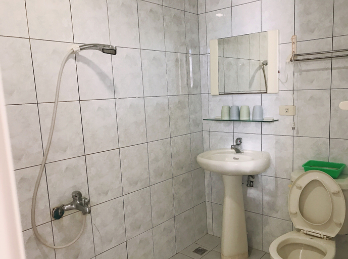 Bathroom 4, Sen Fon, Penghu