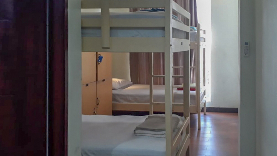 Bedroom 5, RedDoorz Hostel @ Manado Green Hostel, Manado