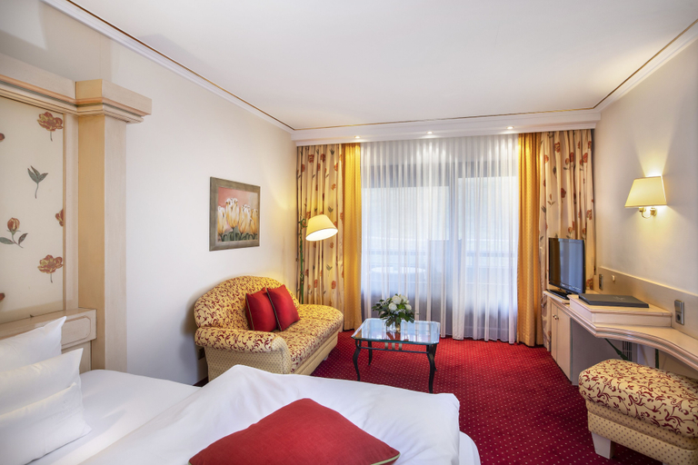 Bedroom 3, Wellness & Genuss Resort Engel, Freudenstadt