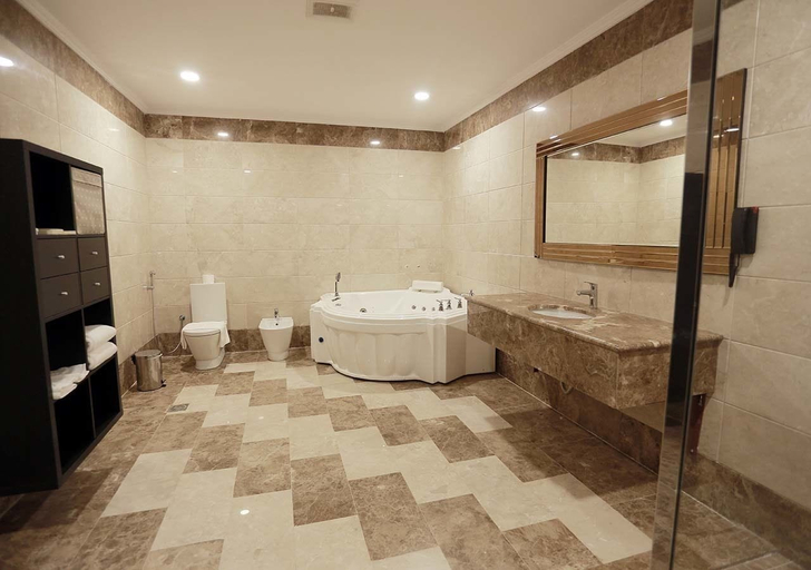 Bathroom 5, Karam Al Balad Hotel, Jeddah