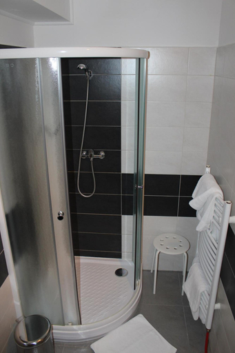 Bathroom 4, Hotel Berger, Pelhřimov