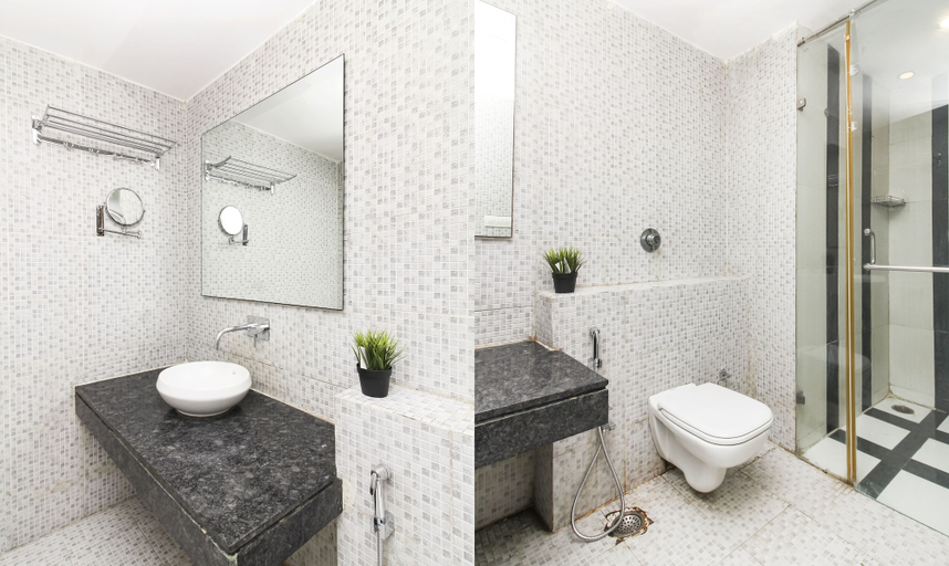 Bathroom 4, Treebo Tryst F One, Hyderabad