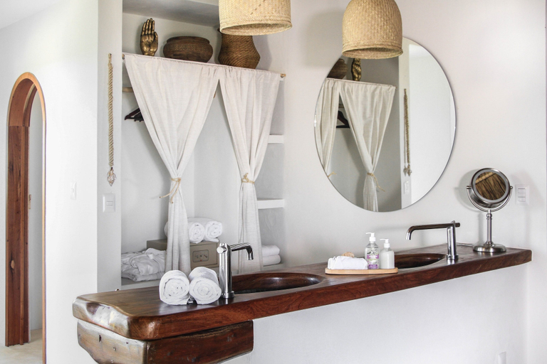 Bathroom 5, Hotel Villas Flamingos, Lázaro Cárdenas