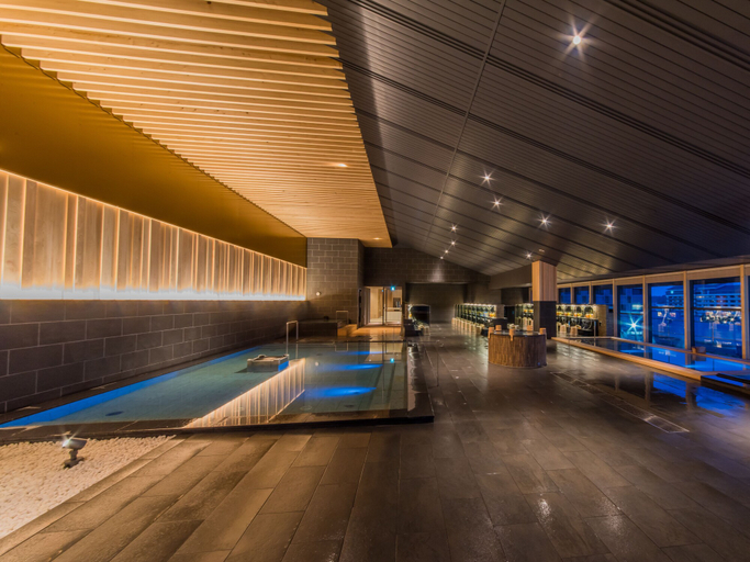Sport & Beauty 3, Grandia Housen, Awara