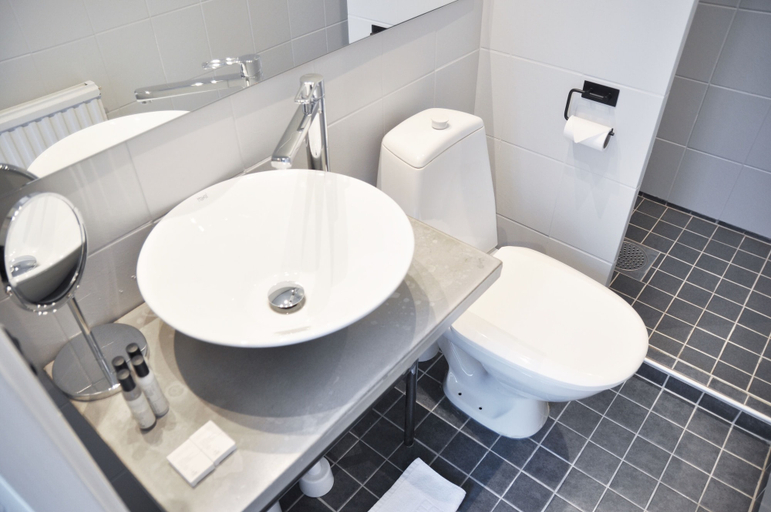 Bathroom 4, Hotell Villa Borgen, Gotland