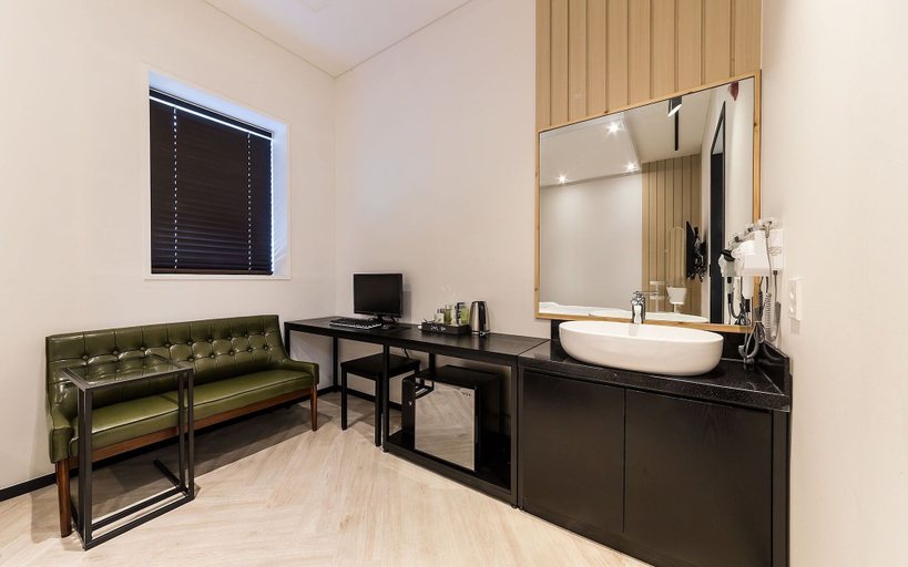 Bathroom 3, Pocheon Reading You Self Check-in Motel, Yangju