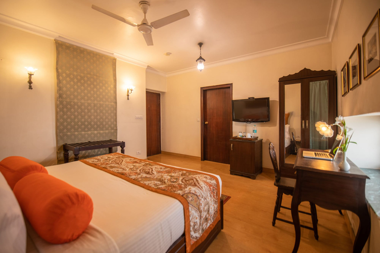 Bedroom 4, Amritara Suryauday Haveli, Chandauli