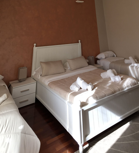 Bedroom 4, B&B Chez Moi, Napoli