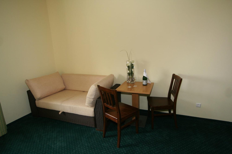 Bedroom 3, Gästezimmer Fischerstüberl, Passau