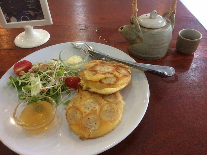 Food & Drinks 5, Tamnak Villa, Pattaya