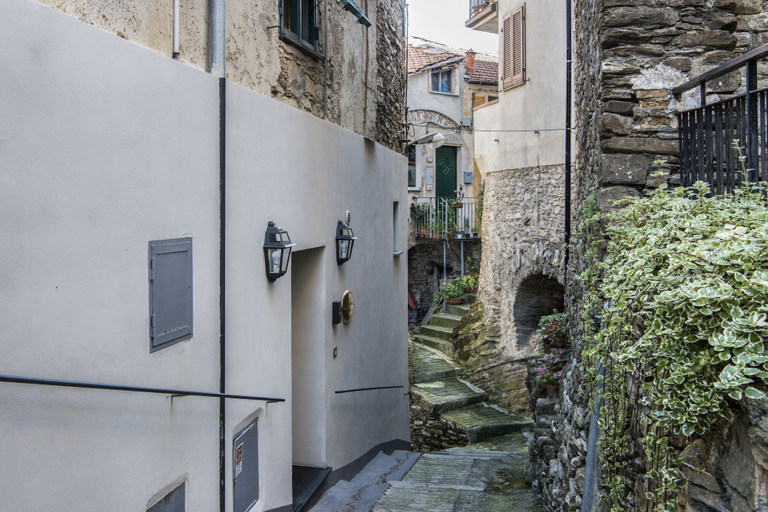 Exterior & Views 2, Relais Del Maro, Imperia