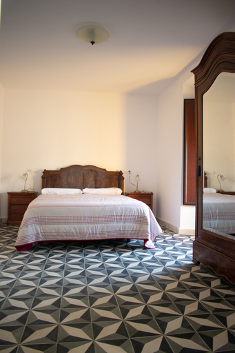 Bedroom 3, La Casa Grande de Adolfo, Badajoz