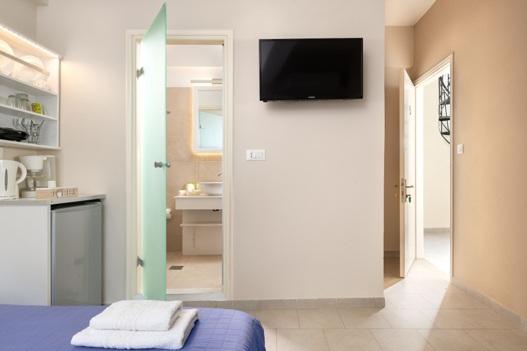 Bedroom 3, Maravelias Rooms, South Aegean