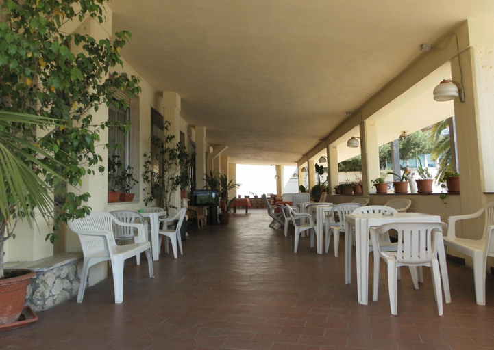 Food & Drinks 5, Hotel 106, Catanzaro