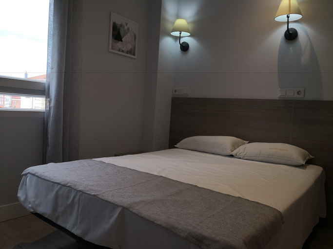 Bedroom 4, Hostal Golden Alcalá, Madrid