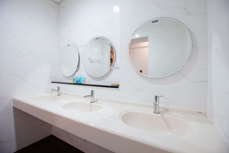 Bathroom 5, Chesdon Hostel, Hualien