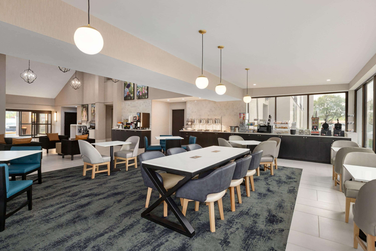 Food & Drinks 5, La Quinta Inn & Suites by Wyndham Dothan, Houston
