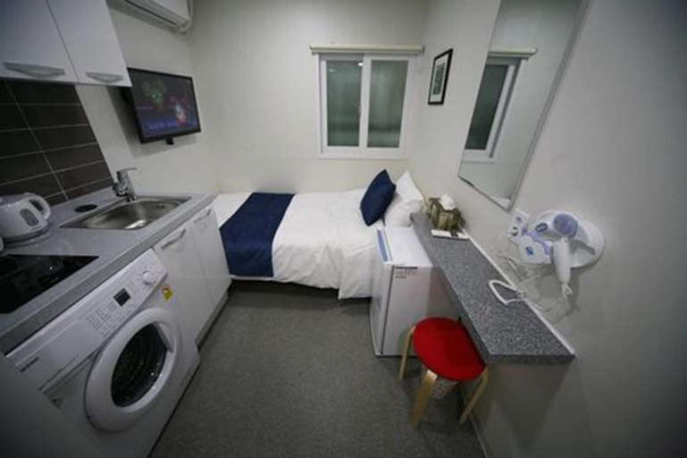Others 4, Stella Hostel, Gangnam