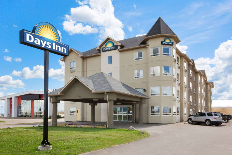 Exterior & Views 1, Days Inn by Wyndham Bonnyville, Division No. 12
