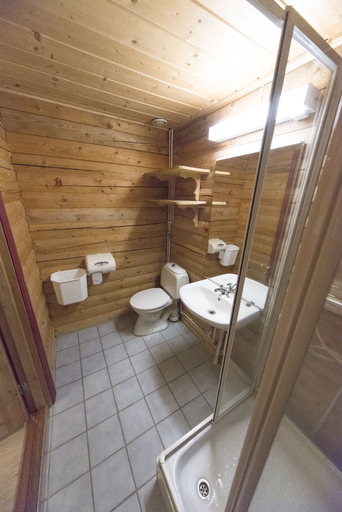 Bathroom, Dombås Hostel, Dovre