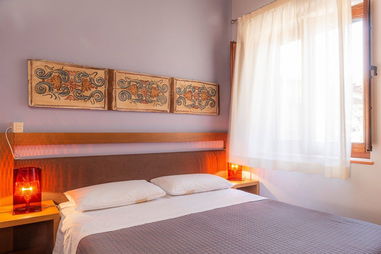 Bedroom 4, Casena Mongerrati, Palermo