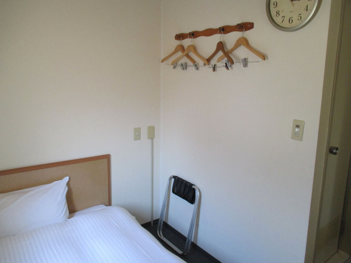 Bedroom 4, Hotel Green Well, Sendai