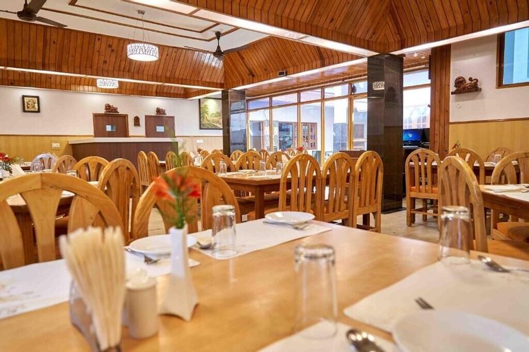 Food & Drinks 4, Hotel Mamallaa Heritage, Kancheepuram