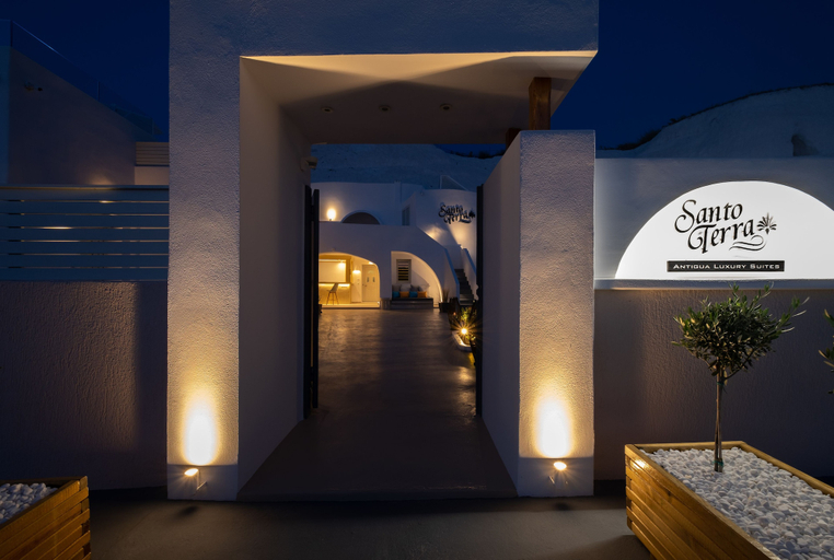 Exterior & Views 2, Santoterra Antigua Suites, South Aegean