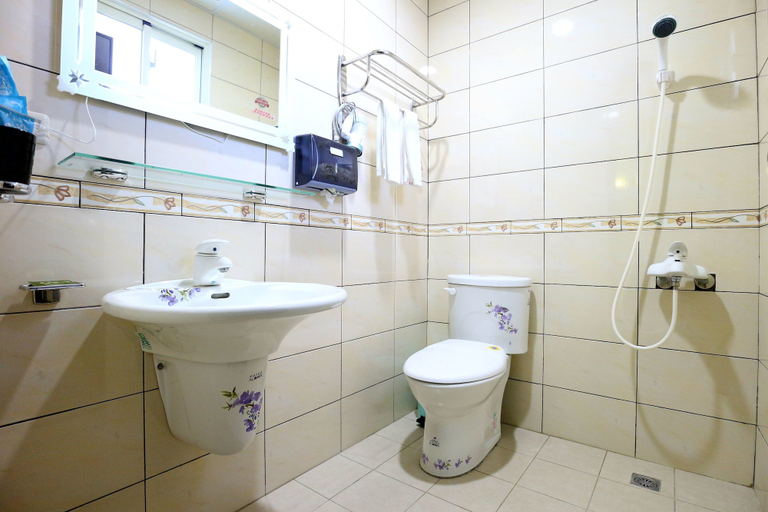 Bathroom 3, Dao Siang Hai B&B, Taitung