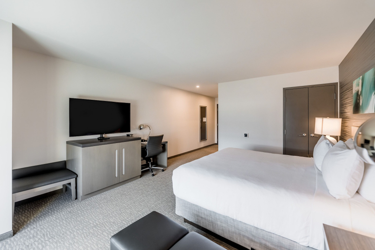 Bedroom 3, Hyatt House Winnipeg-South/Outlet Collection, Division No. 11