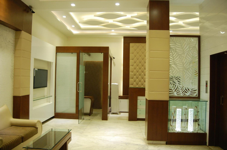 Others 5, Hotel Purva, Indore