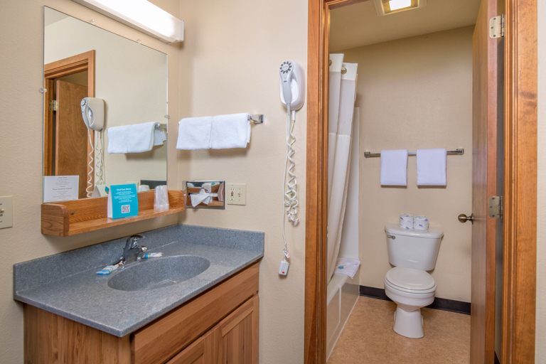Bathroom 3, YMCA of the Rockies Snow Mountain Ranch, Grand