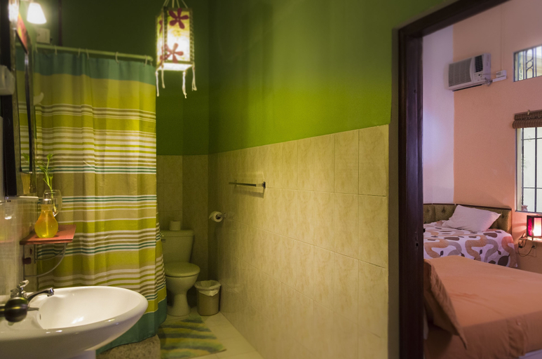 Bathroom 3, Manso Boutique Guesthouse, Guayaquil