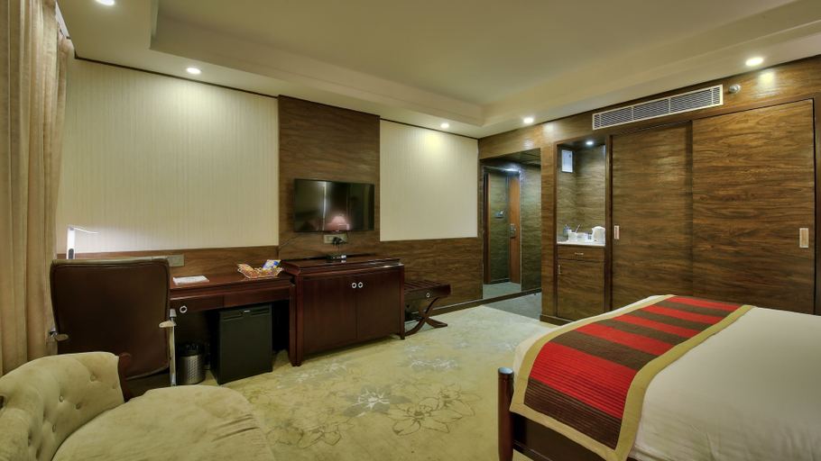 Bedroom 3, POLO Inn & Suites, Jaipur