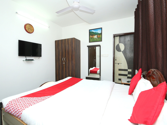 Bedroom 5, OYO 12498 Hotel Sea Rock, Jabalpur