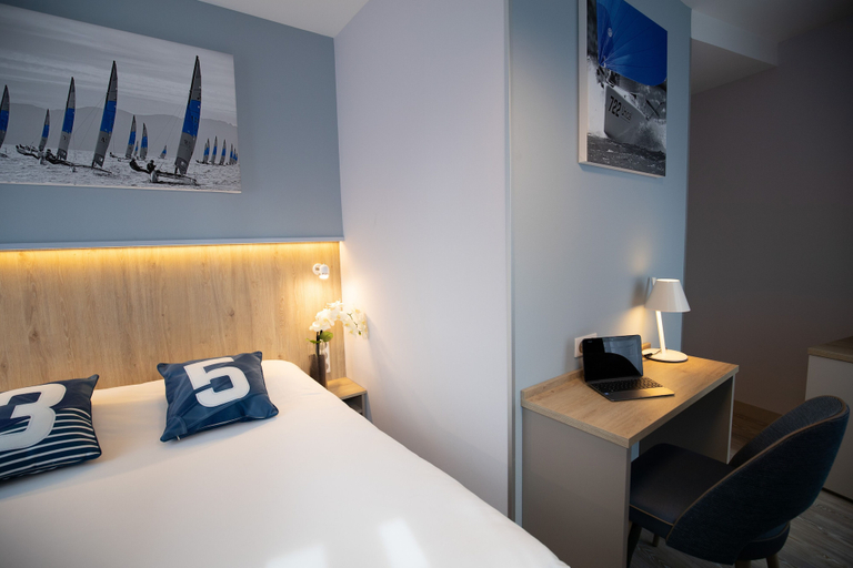 Bedroom, Appartement des Marins, Ille-et-Vilaine