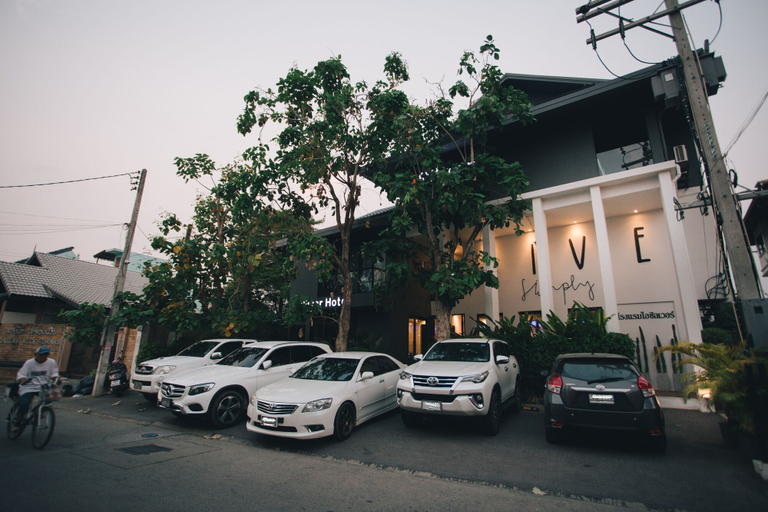 Exterior & Views 2, iSilver Hotel, Muang Chiang Mai