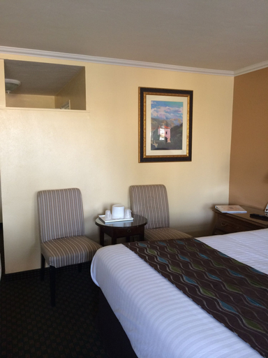 Bedroom 3, Oasis Inn & Suites, Santa Barbara