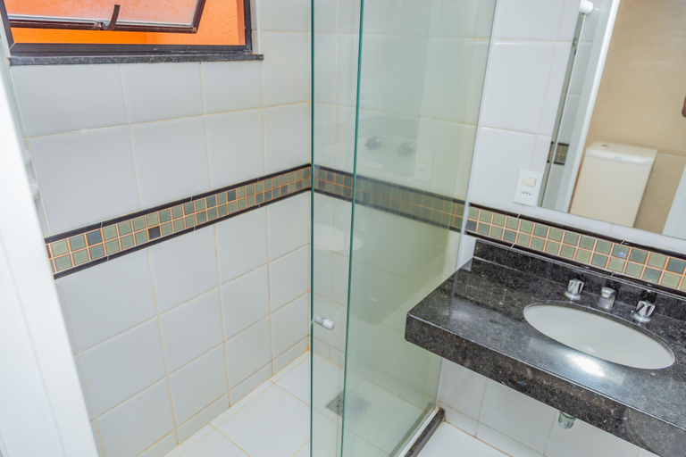 Bathroom 5, Pousada Ondas do Forte, Cabo Frio