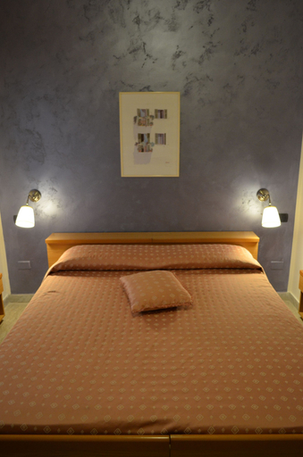 Bedroom 3, Diavin, Vibo Valentia